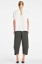 Load image into Gallery viewer, F65 1514 CROPPED TUSCAN PANT Bark
