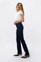 Load image into Gallery viewer, Kireina Vacay Jean | Long - Indigo
