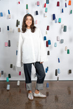 Load image into Gallery viewer, MA.DAINTY DTY05019 MOUNT WHITE SHIRT
