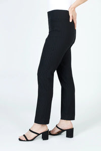 LISETTE L MONTREAL
HOLLYWOOD FABRIC 28”ANKLE PANT WITH CUFFS 1260 BLACK