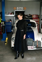 Load image into Gallery viewer, MA. Dainty VEIL Top BLACK
