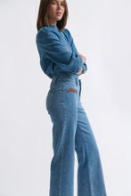 Load image into Gallery viewer, FREYA JEAN LEATHER POCKET- 70s Blue
