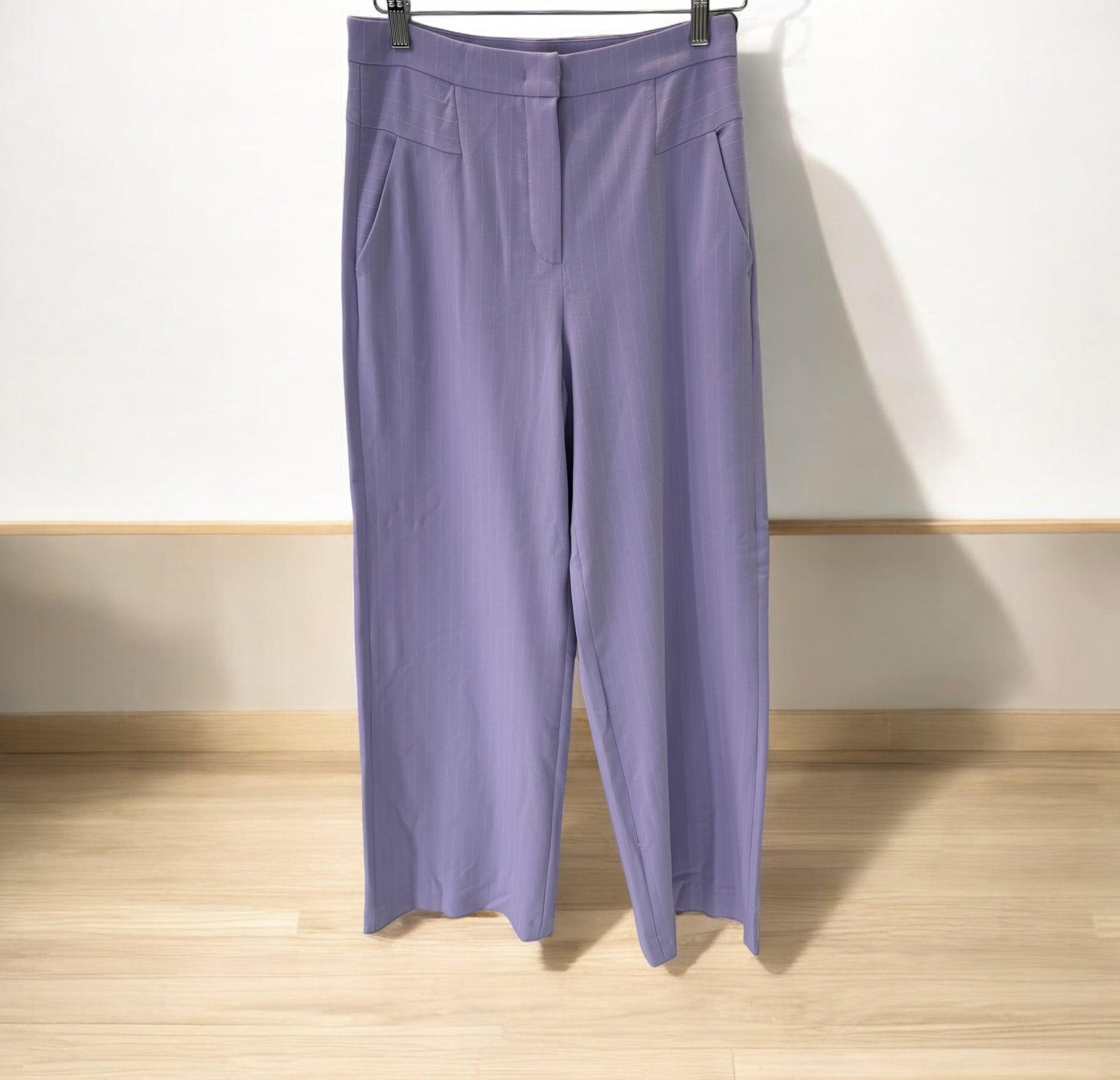 XENIA PIN STRIPE PANT