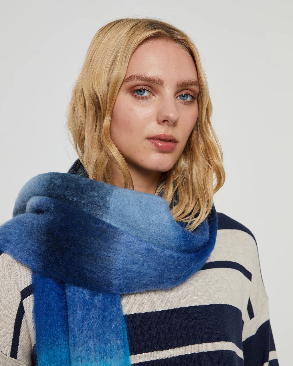 PAZ TORRAS checked scarf BLUE