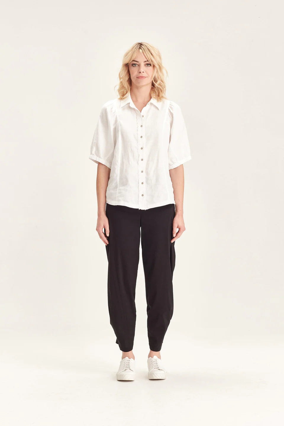 ACROBAT KALIA PANT