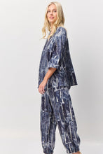 Load image into Gallery viewer, VALIA OCEAN BLOUSE
