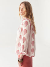 Load image into Gallery viewer, Maison Hotel Dylan Blouse - Pink Floyd

