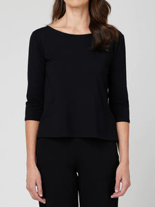 RELAXED BOAT NECK