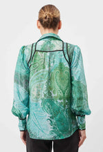 Load image into Gallery viewer, ODYSSEY COTTON SILK SHIRT IN JADE EXOTIC
