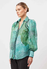 Load image into Gallery viewer, ODYSSEY COTTON SILK SHIRT IN JADE EXOTIC

