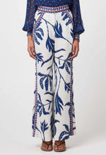 Load image into Gallery viewer, EUDORA LINEN VISCOSE PANT IN PALM SHADOW
