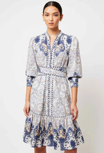Load image into Gallery viewer, ATLAS LINEN VISCOSE DRESS IN ASTRAL PRINT
