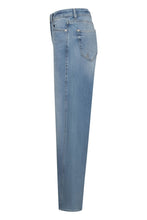 Load image into Gallery viewer, Hanni 7/8  Authentic Stretch  Denim
