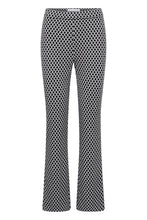 Load image into Gallery viewer, Macy 7/8 Rhomb Jacquard
