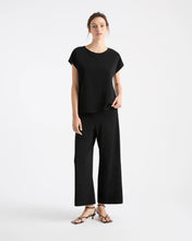 Load image into Gallery viewer, CROP PALAZZO PANT TRUE NAVY
