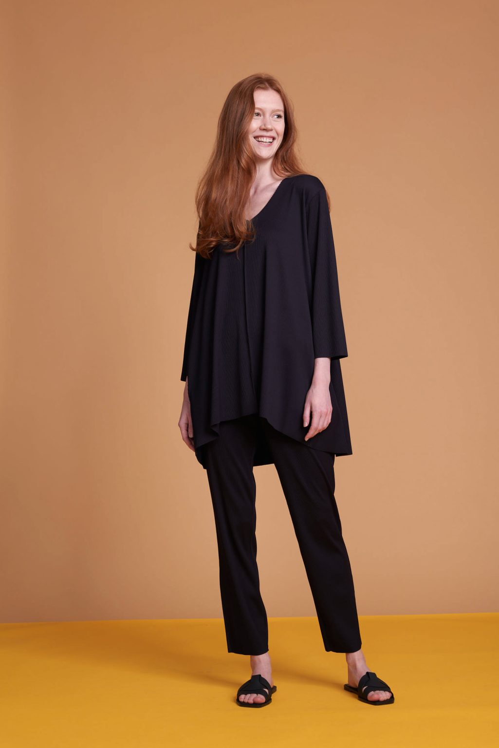ELIS 3/4 SLEEVE TOP