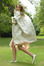 Load image into Gallery viewer, TRELISE COOPER GOSSIP PEARL Coat
