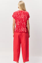 Load image into Gallery viewer, Valia  Clover Tee IN RED

