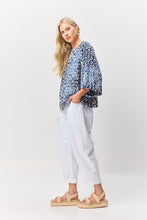 Load image into Gallery viewer, VALIA  BREEZE BLOUSE
