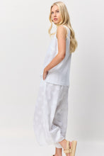 Load image into Gallery viewer, Valia  Isola Tank( BLACK &amp; NAVY )
