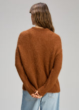 Load image into Gallery viewer, zaket and plover Alpaca Jumper Toffee
