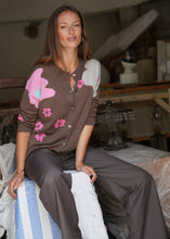 Load image into Gallery viewer, zaket and plover Petal Play Cardi Bark
