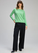 Load image into Gallery viewer, Crew Essential ZP8145
