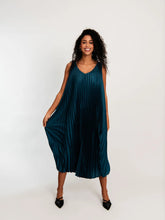 Load image into Gallery viewer, Alquema Zuko Dress

