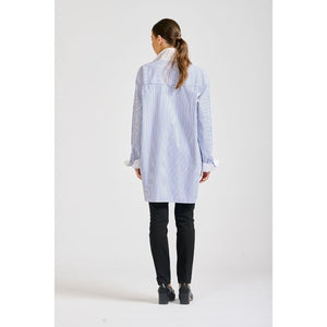 The Banker Boyfriend Shirt - Navy/White