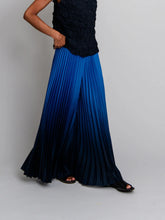 Load image into Gallery viewer, Alquema Boxy Pant
