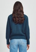 Load image into Gallery viewer, Untouched World Eira Jacket Deep Teal

