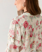 Load image into Gallery viewer, Maison Hotel Lolita Blouse - Candy Roses

