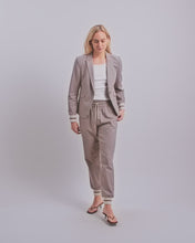 Load and play video in Gallery viewer, MM Luci Karlie Pant Regular fit
