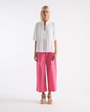 Load image into Gallery viewer, TRIO PLEAT PLAZA
