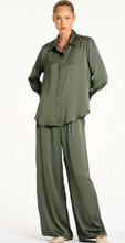 Load image into Gallery viewer, Mela Purdie F6192822 Soft Shirt
