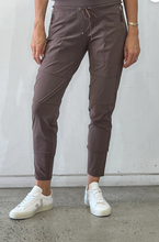 Load image into Gallery viewer, Raffaello Rossi Candy pants CHOCOLATE
