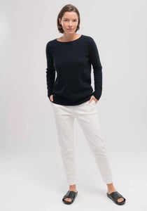 ESSENCE SWEATER