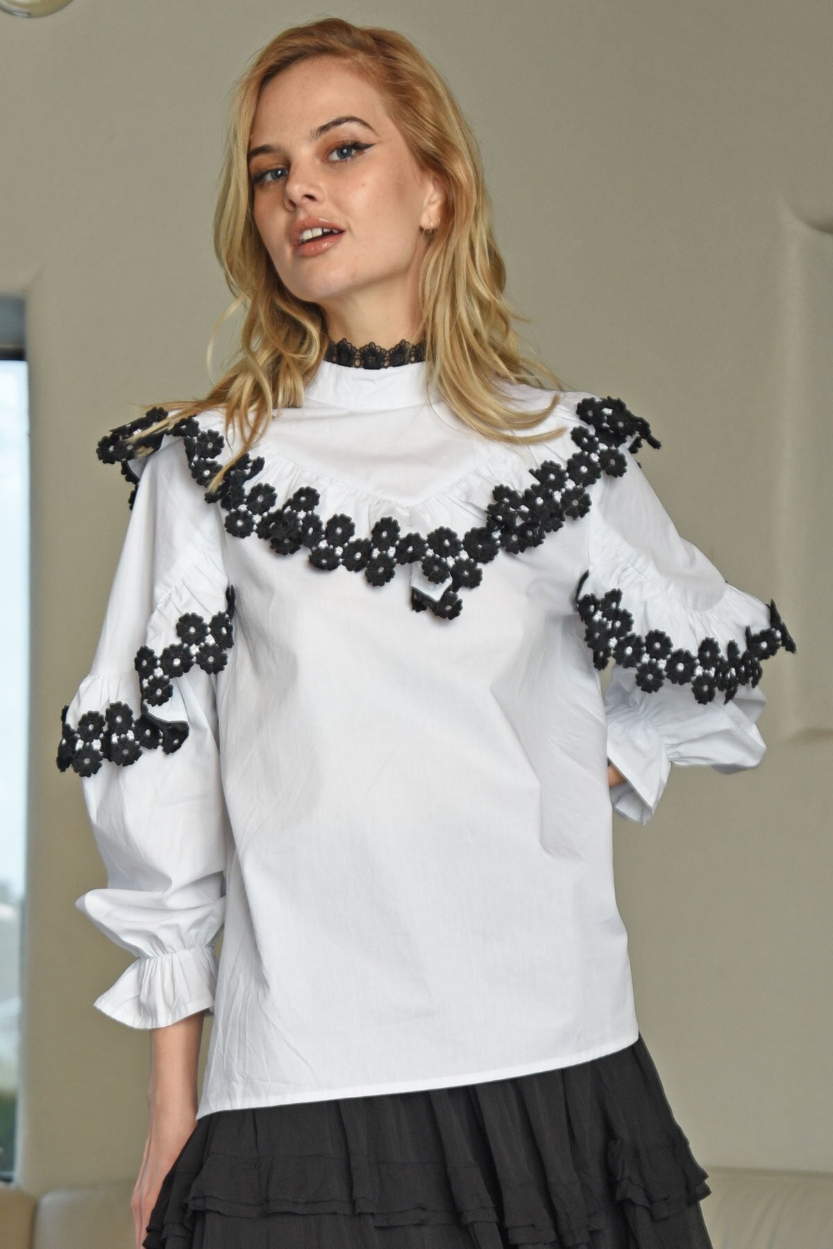 COOP V TO MY HEART Blouse CP2690-23PF23