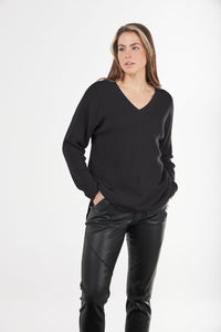 RIBBED VEE LOUNGE PULLOVER
