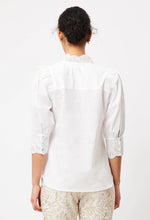 Load image into Gallery viewer, ELYSIAN SCALLOP DETAIL EMBROIDERED COTTON BLOUSE
